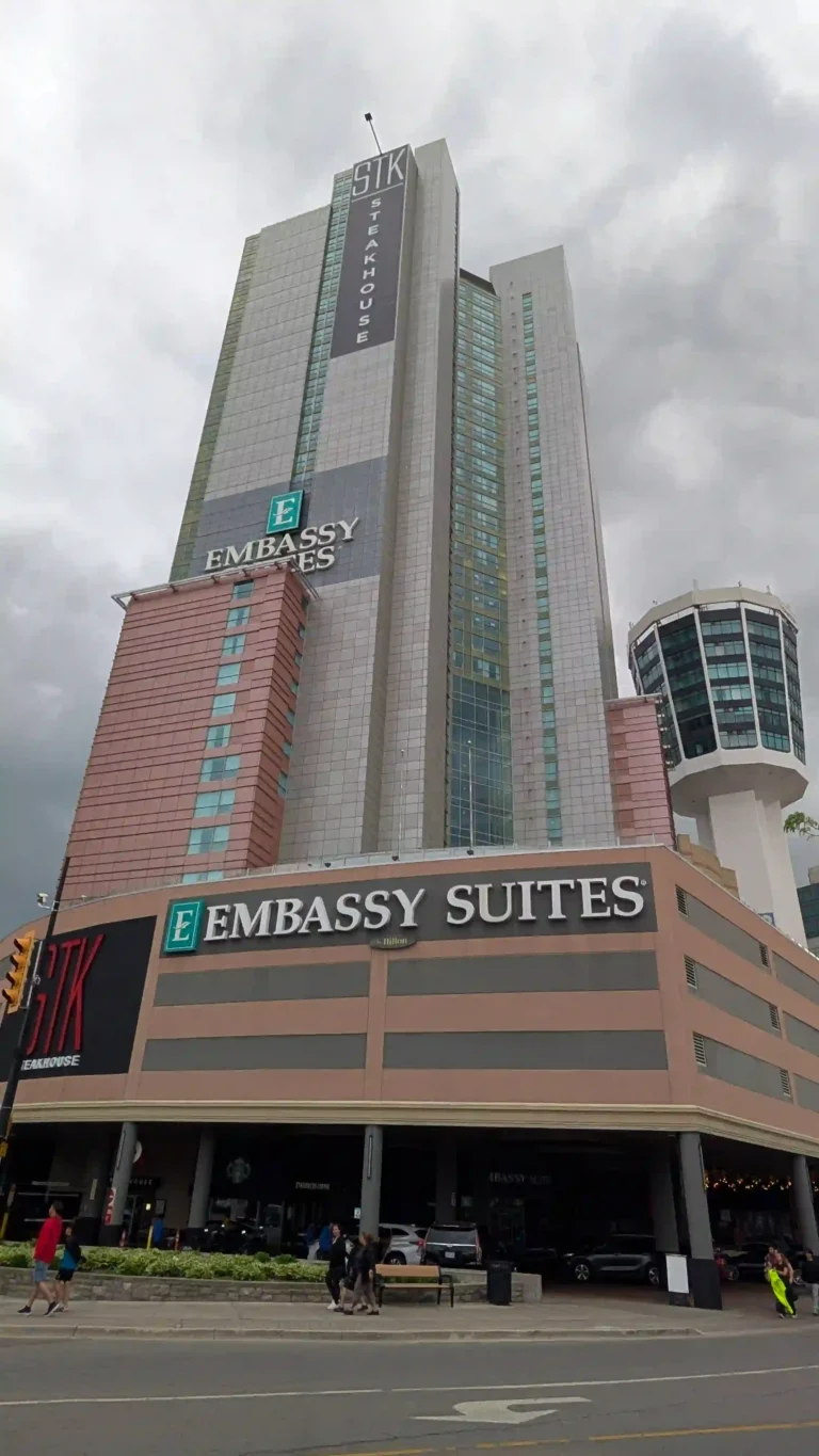 Embassy Suites Niagara Fallsview Hotel